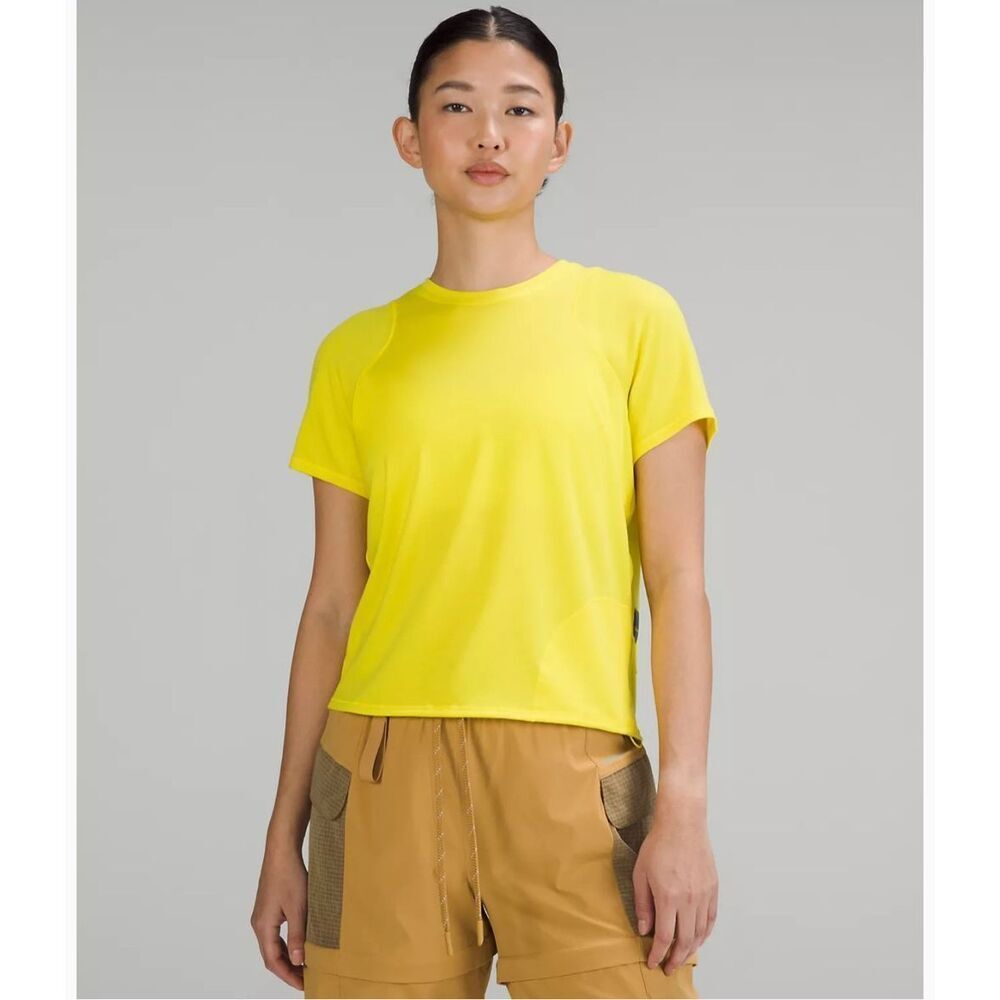 Lululemon Lightweight Cinch Hem Hiking T-Shirt Size 4